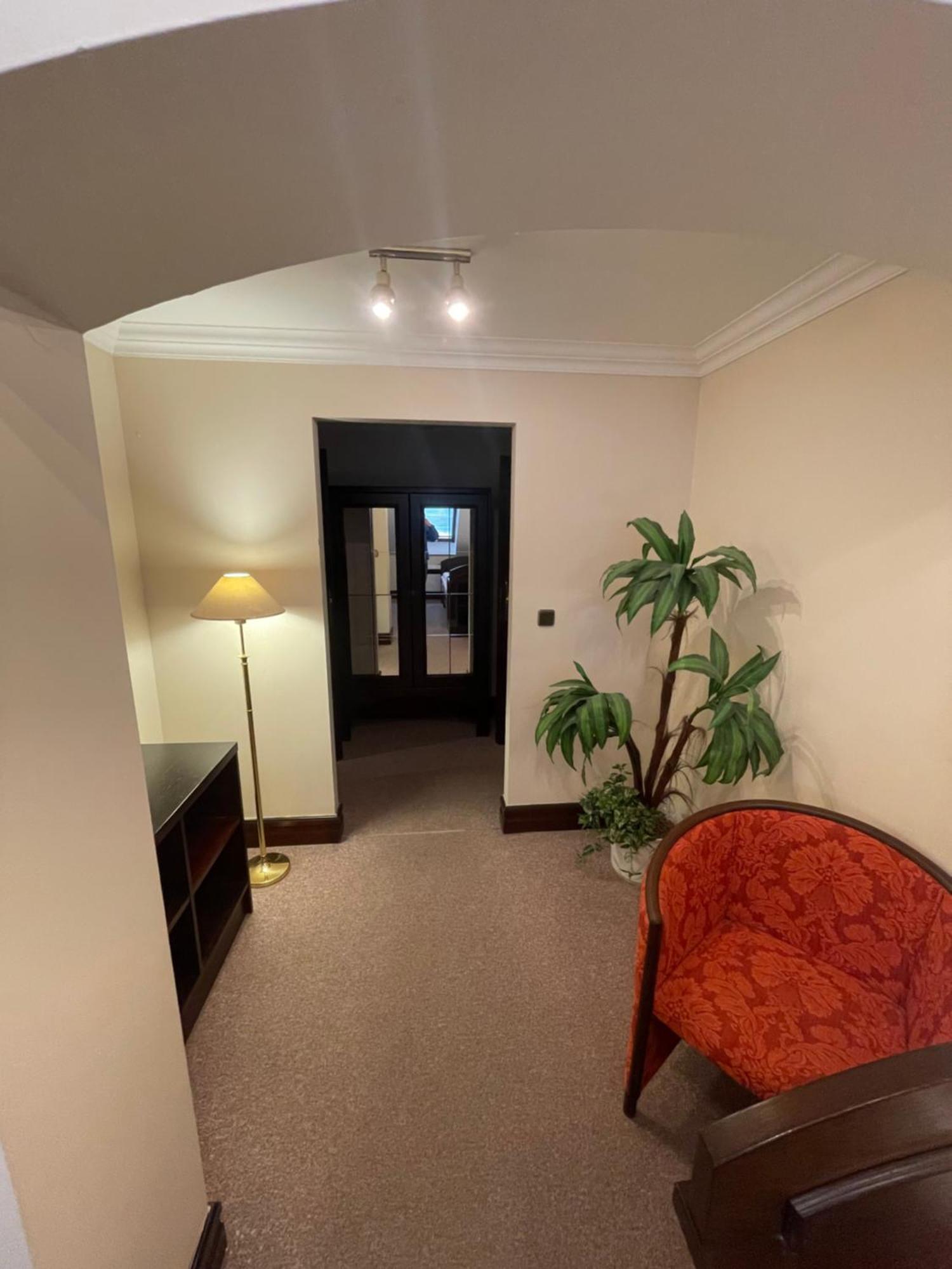 Hotel Bravo Ческа Требова Екстериор снимка